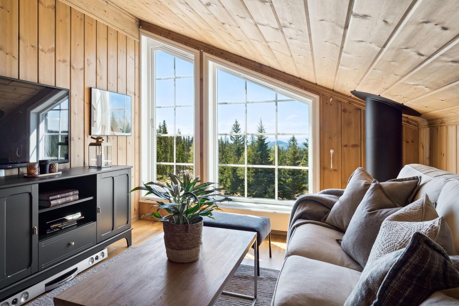 Loftstue for rekreasjon, eller bare nyte roen og utsikten. Galleribilde