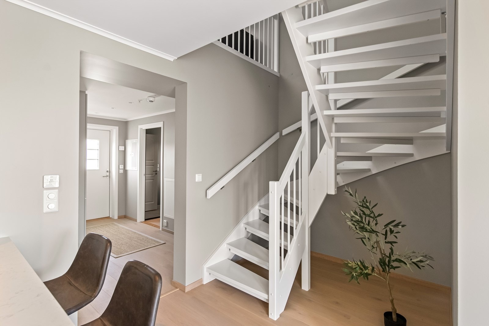 Trapp opp til loftsetasjen. Galleribilde