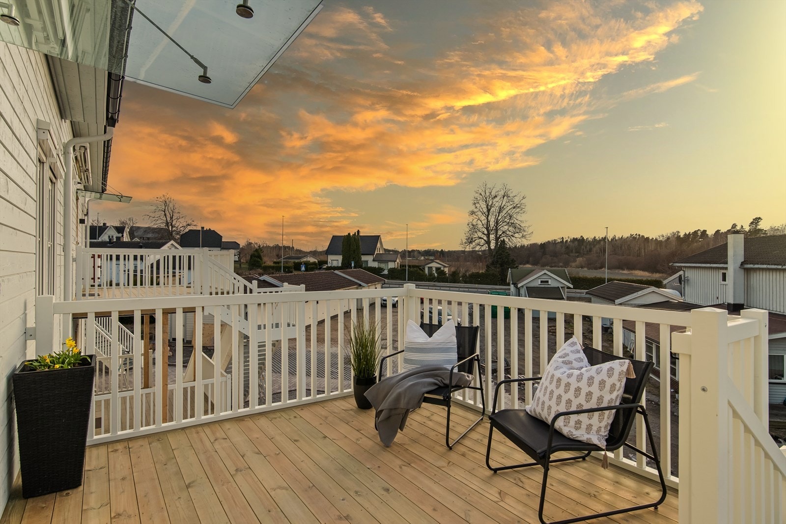 Balkong/inngangsparti. Galleribilde