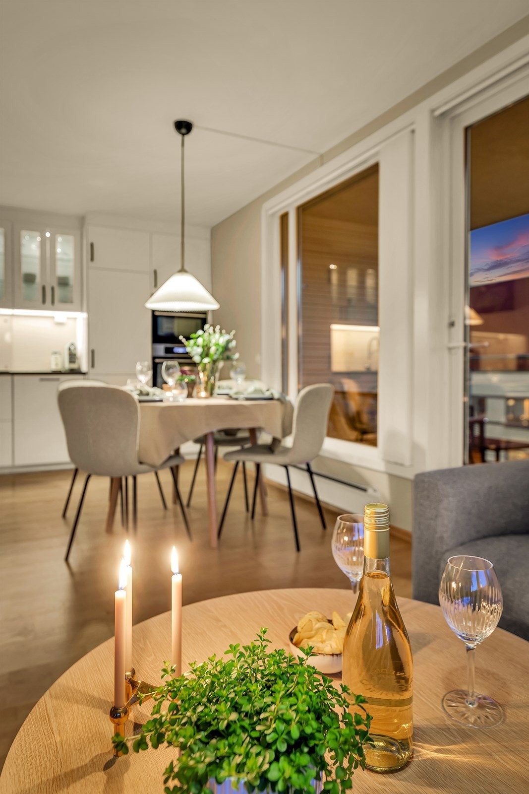 Kveldsstemning. Galleribilde