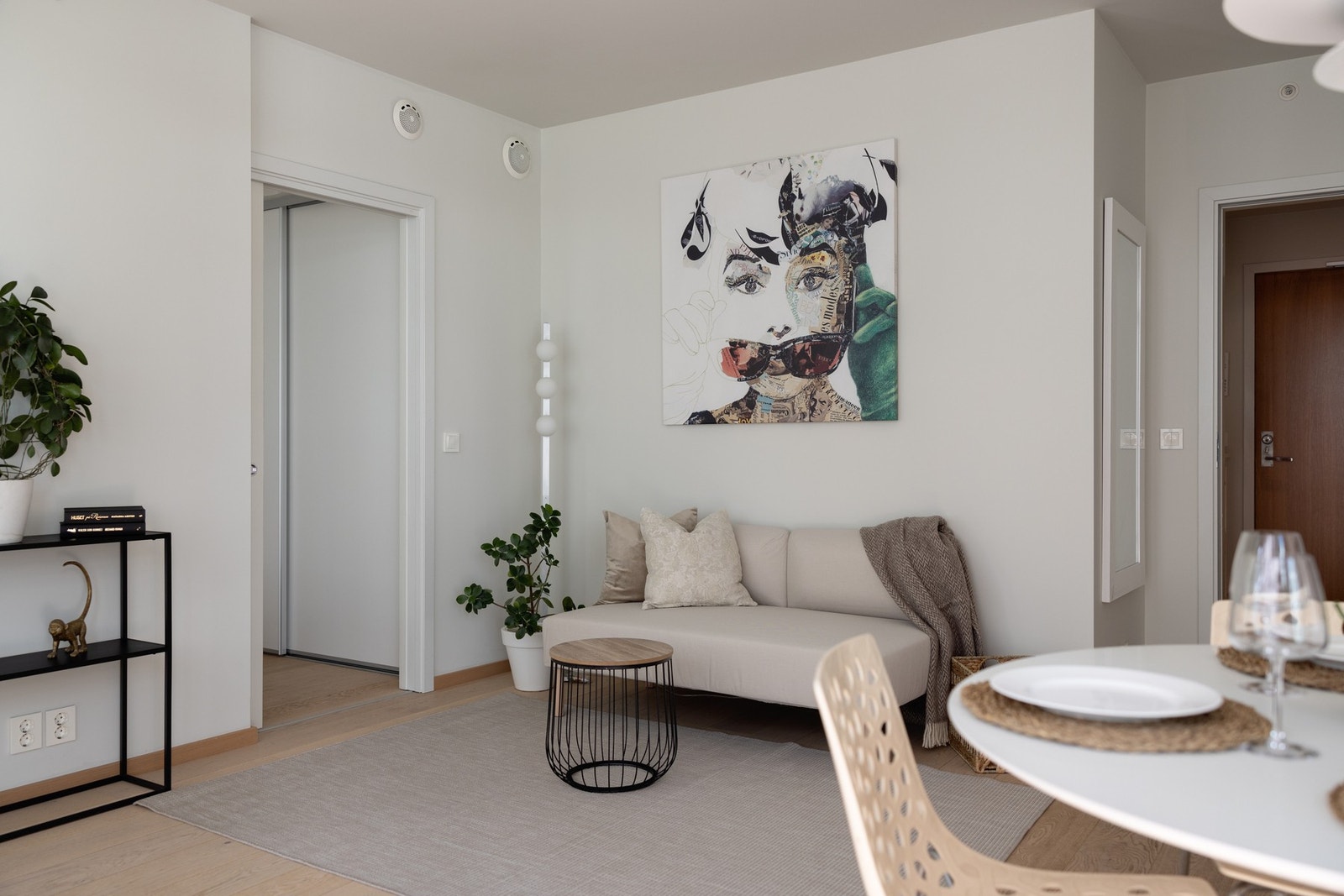 Stuen gir rom for å tilpasse møbleringen etter eget ønske. Galleribilde