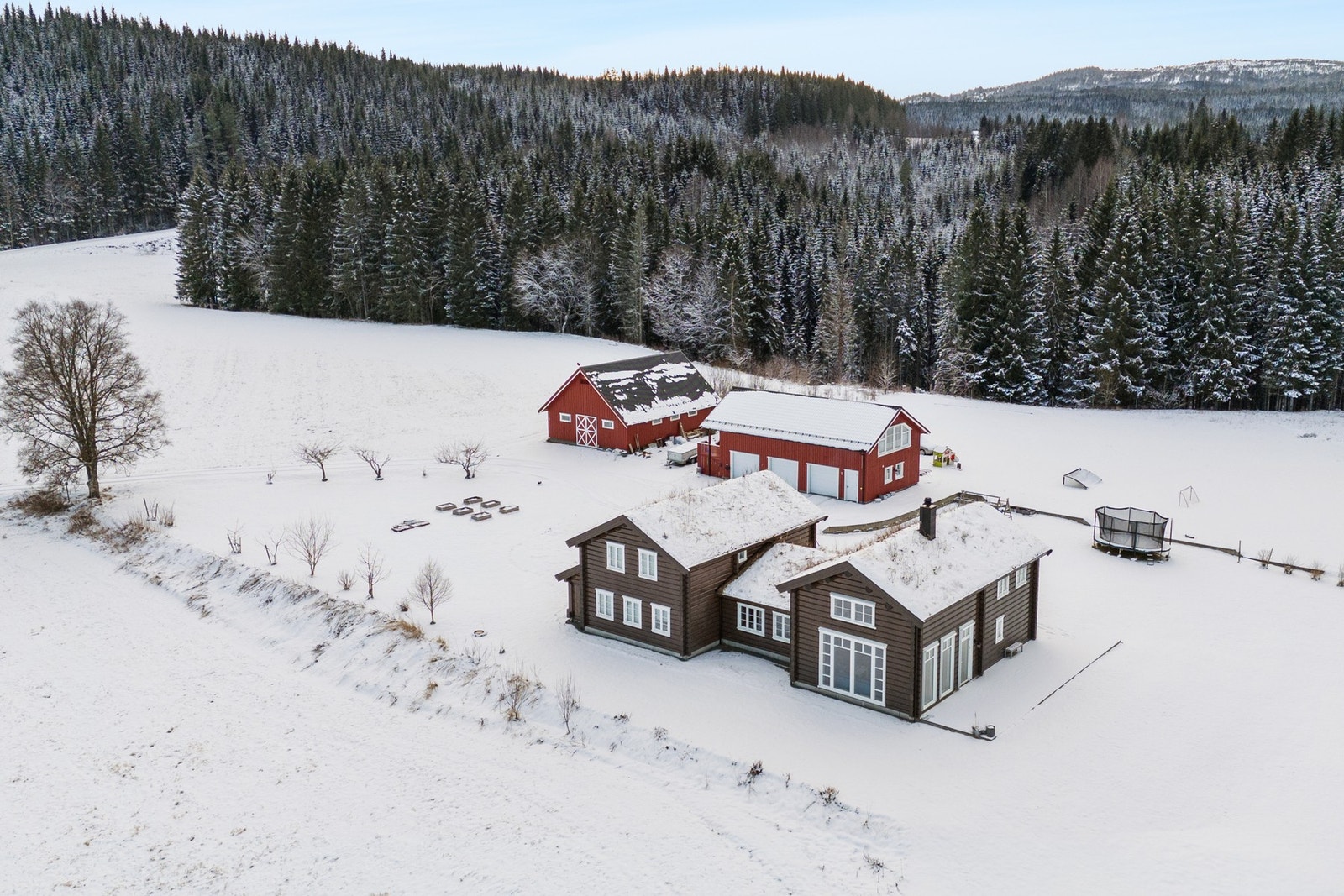 Velkommen til Nybrottsvegen 144! Galleribilde