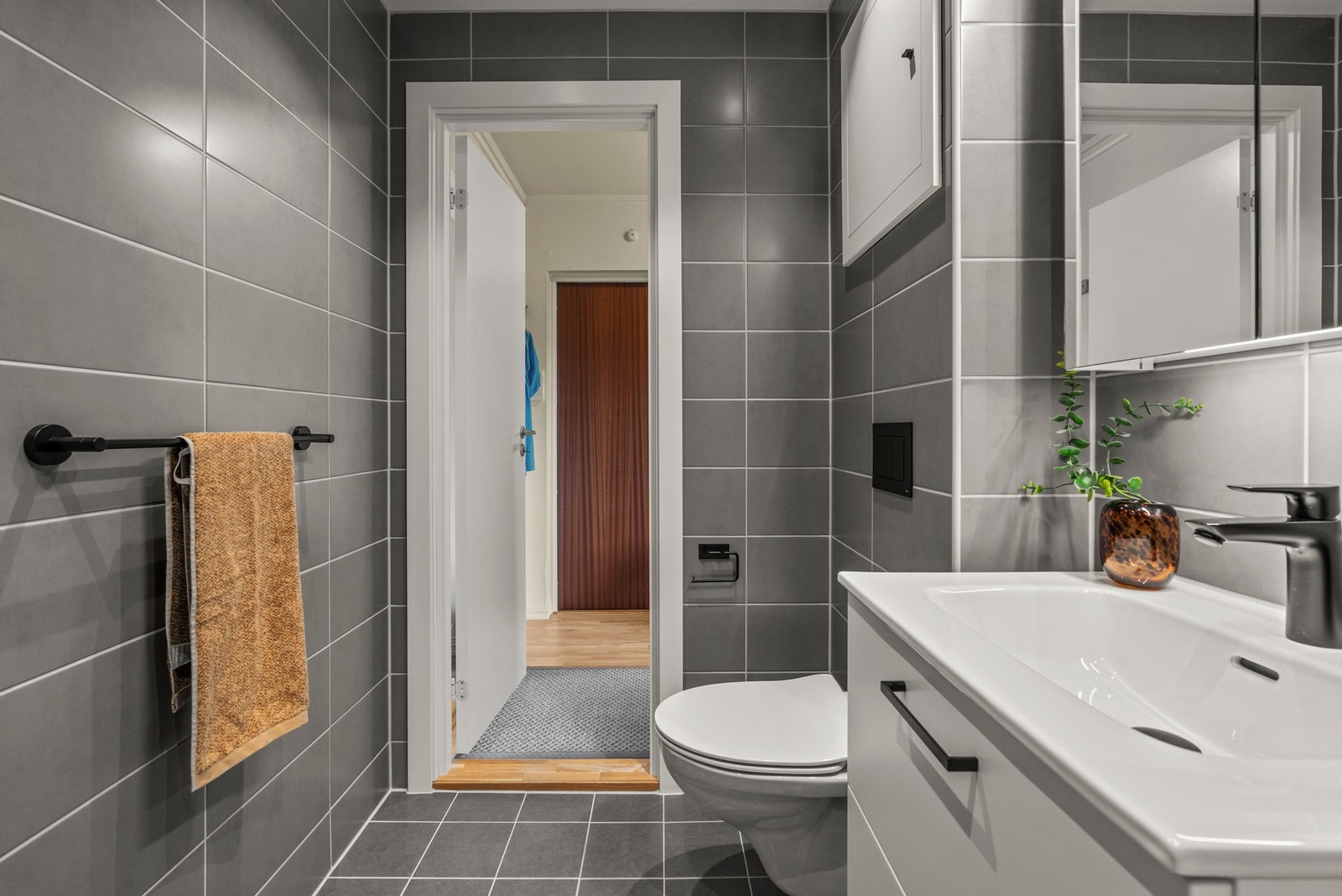 Med opplegg for vaskemaskin får du praktiske løsninger for klesvasken samtidig som borrettslaget har eget fellesvaskeri om du heller skulle ønske å benytte dette. Galleribilde