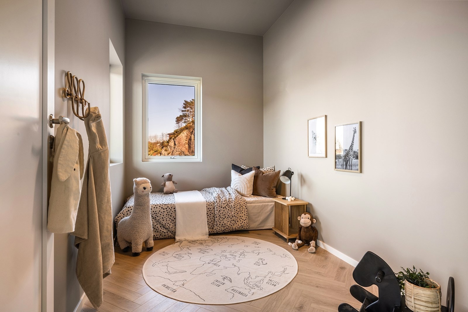 Perfekt for barna og eller hjemmekontor. Galleribilde