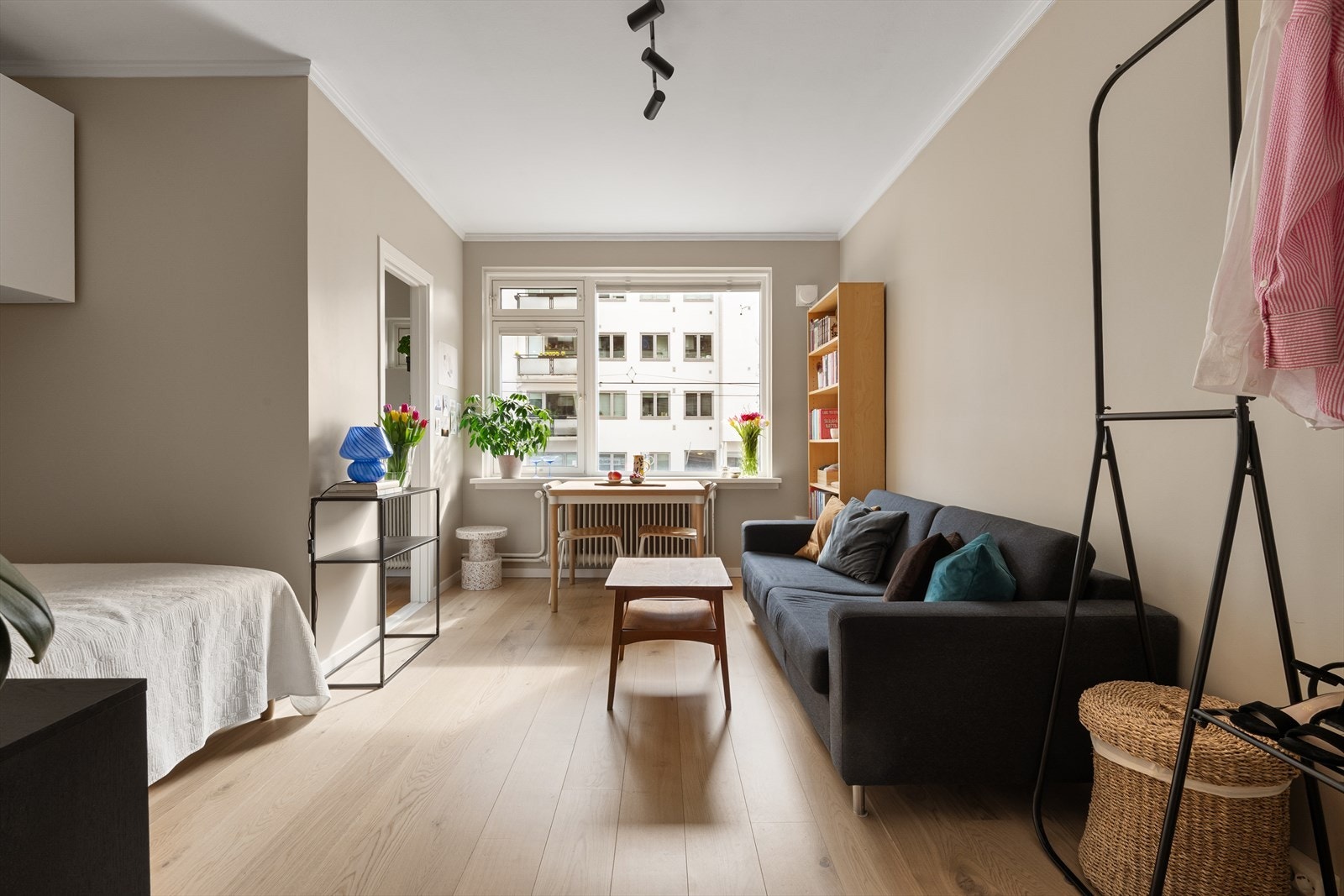 Leiligheten har en meget effektiv planløsning med kjøkken, stue og bad. Mulighet for å etablere en alkove om dette er ønskelig Galleribilde