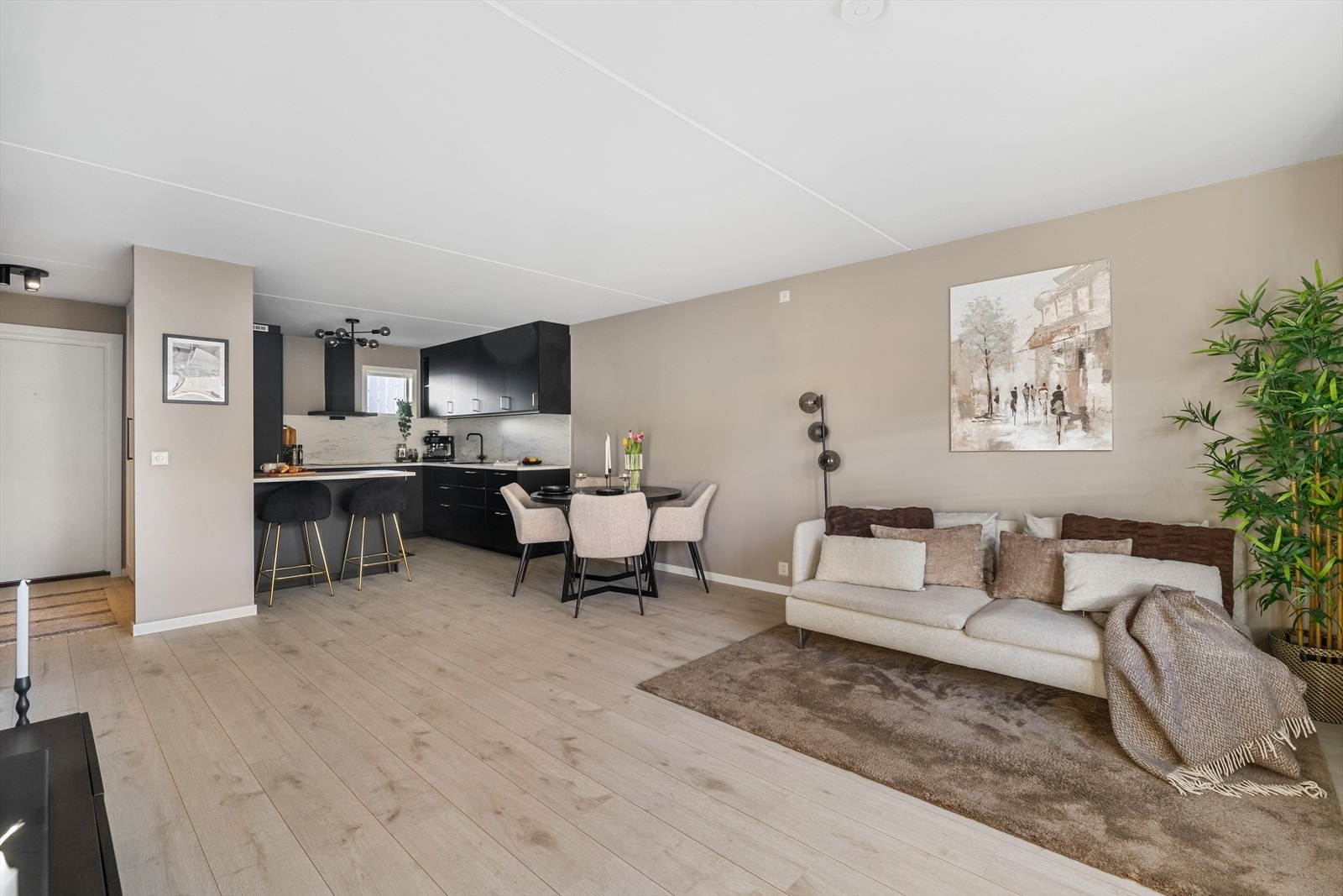 Kateryna Sigurjonsson v/Notar har gleden av å presentere Jordal Terrasse 8 Galleribilde