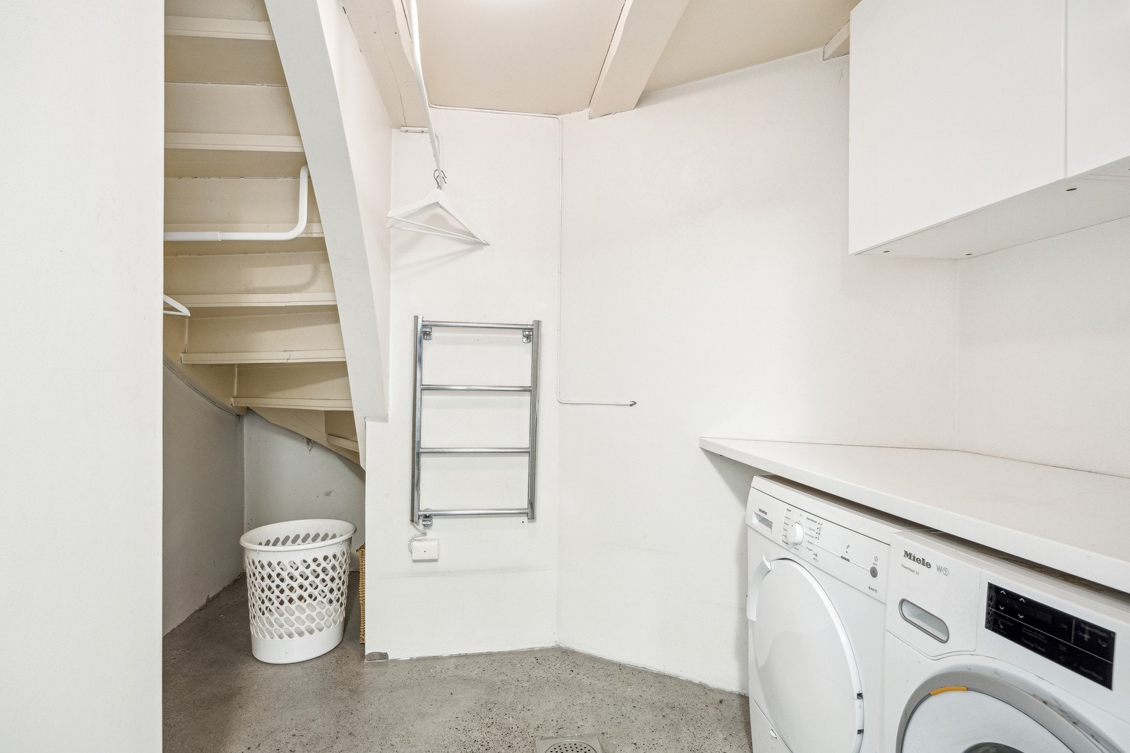 Vaskerom i underetasjen Galleribilde