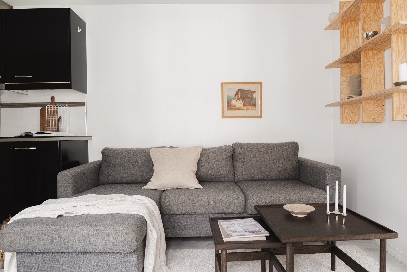 Plass til innredning av sofakrok. Galleribilde