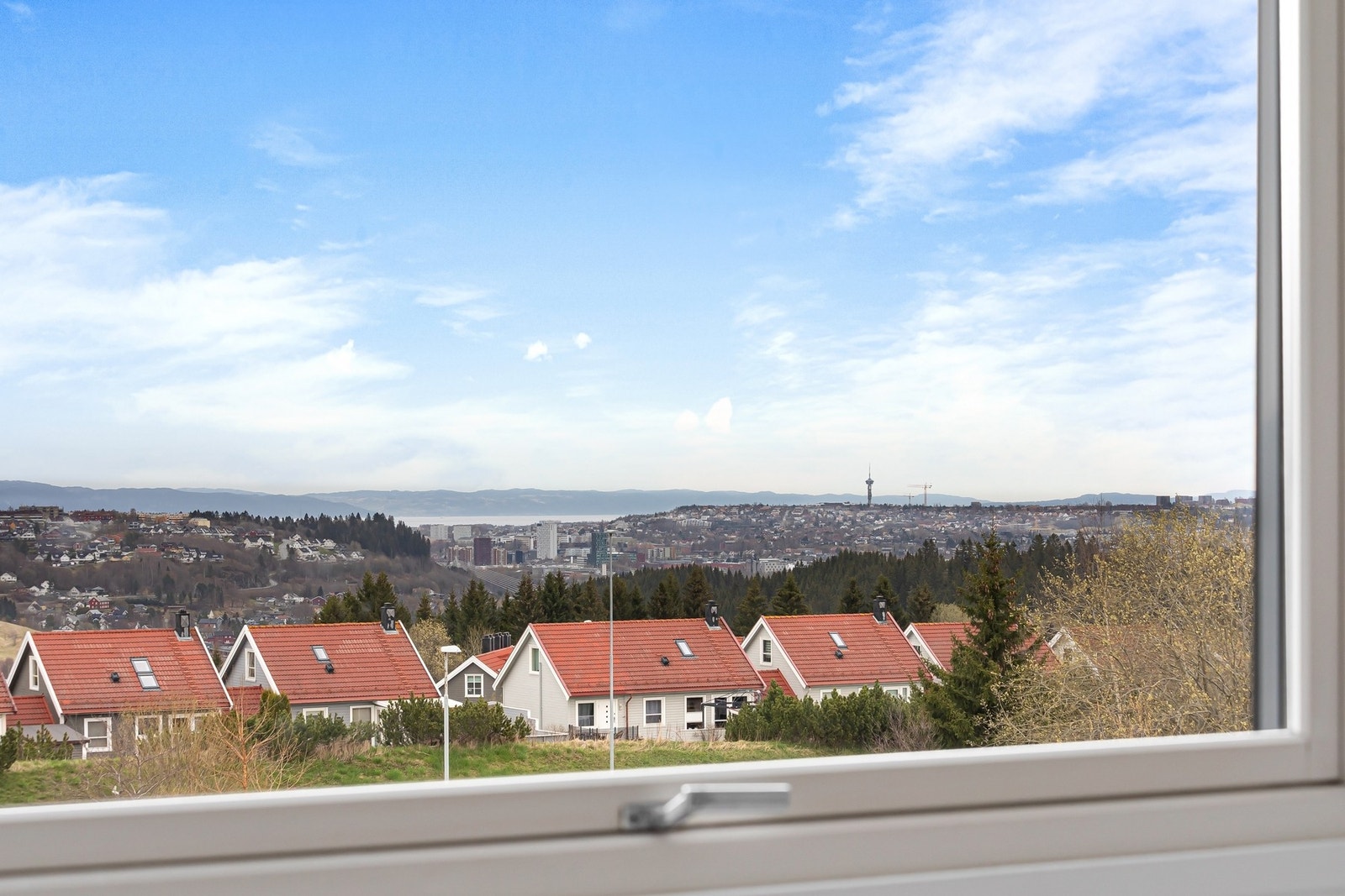 Fantastisk utsikt fra soverom 1 og 2. Galleribilde