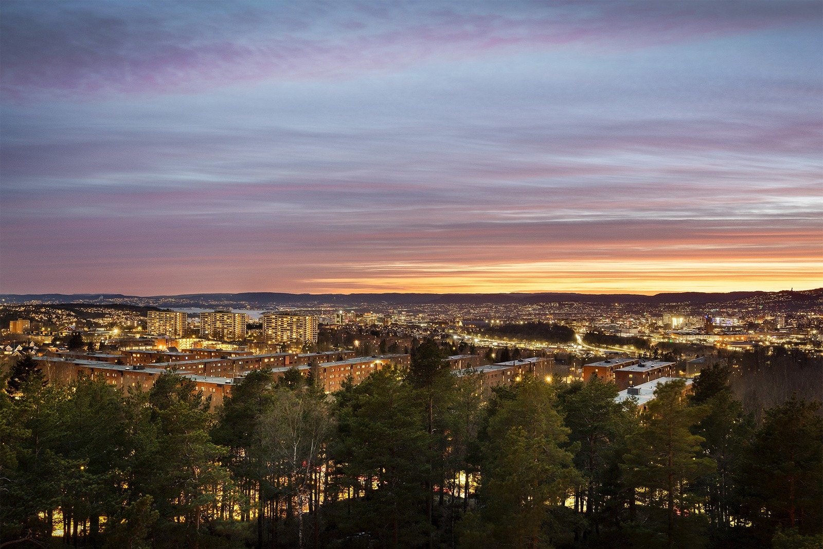 Velkommen til Haugerudveien 82! - Presentert av Birgitte Græsholt, OBOS Eiendomsmeglere, avd. Tveita Galleribilde