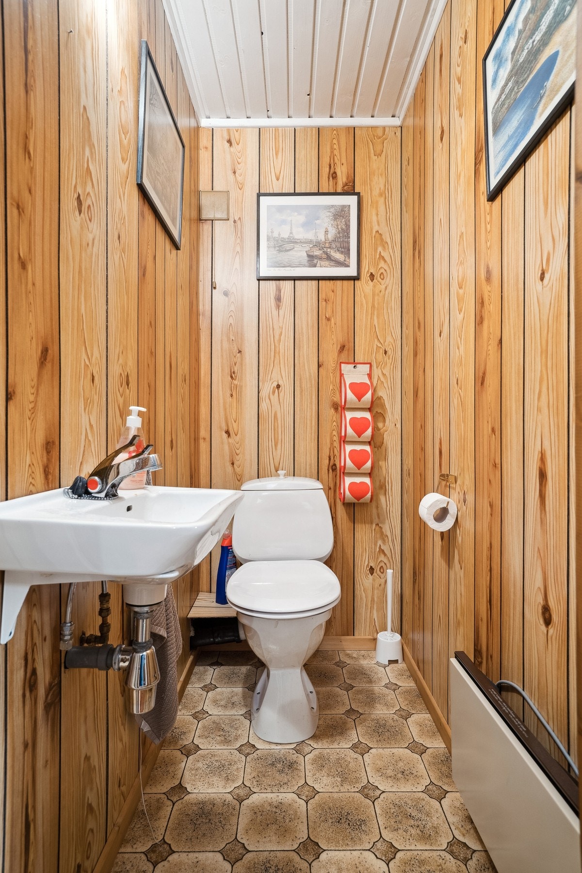WC rom 1 etg. Galleribilde