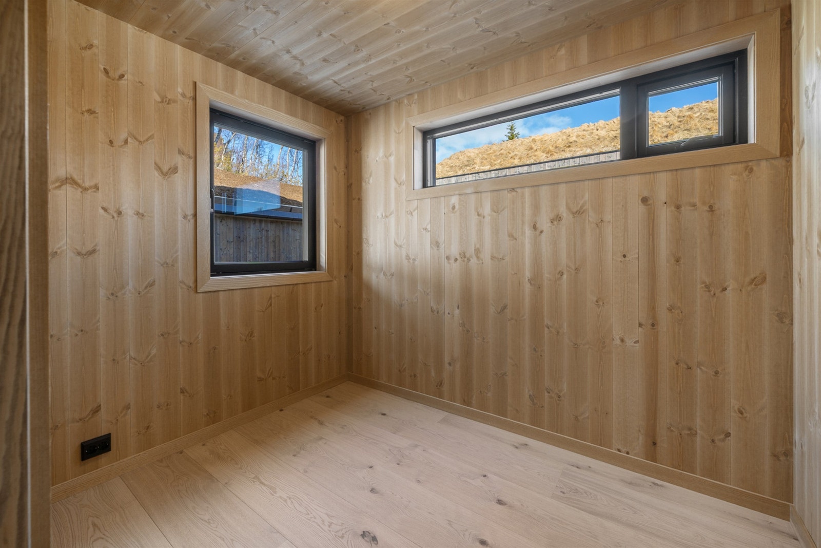 - Velkommen til Dyregrenda Sør 74 - Galleribilde