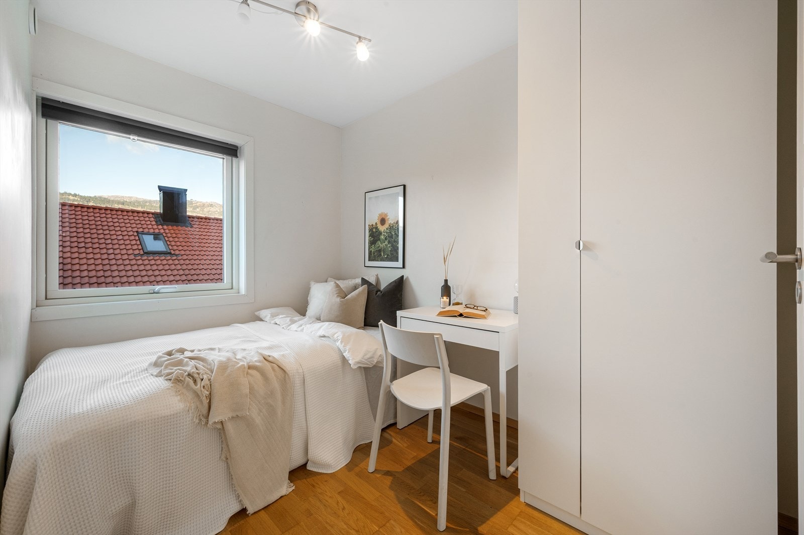 - Soverommet måler 6,3 m² - Galleribilde