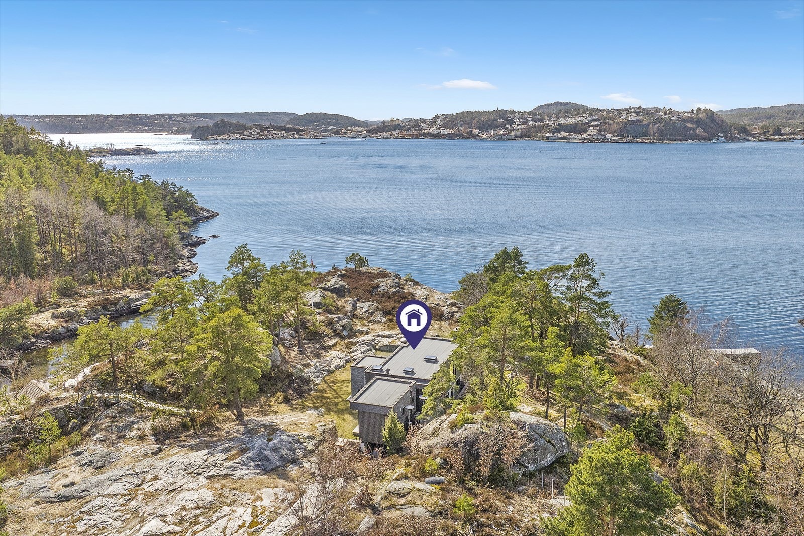 Umiddelbar nærhet til Kragerø by. Galleribilde