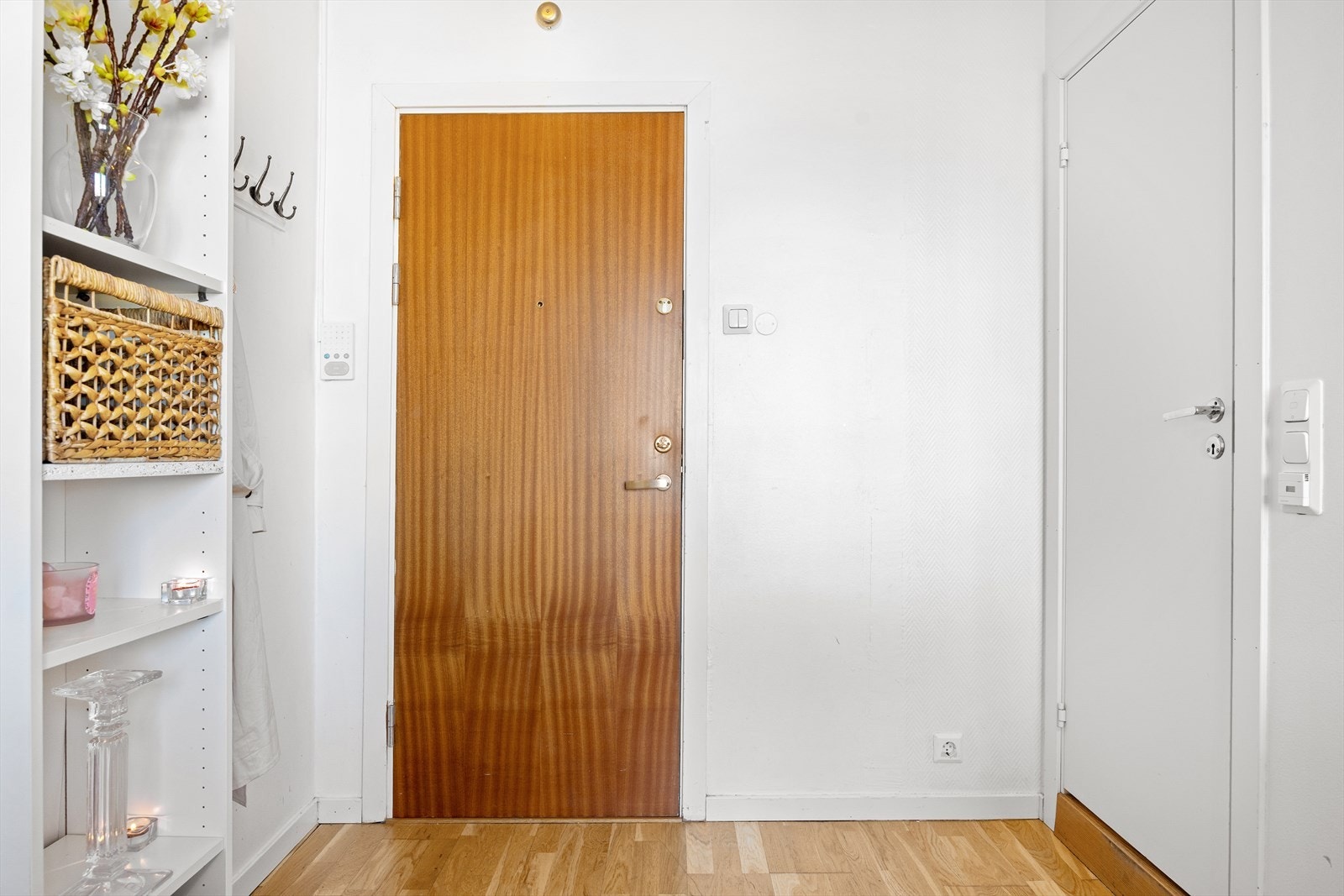 Leiligheten har callinganlegg med døråpner. Galleribilde