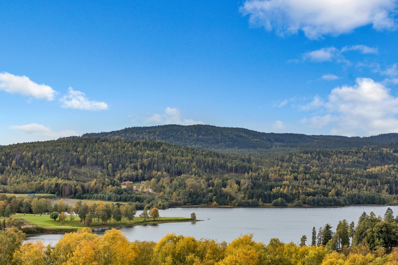 Utsikt over Bogstadvannet. Galleribilde