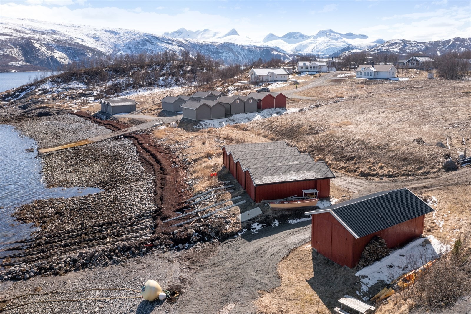 Nærområde av nausttomt 2. Galleribilde