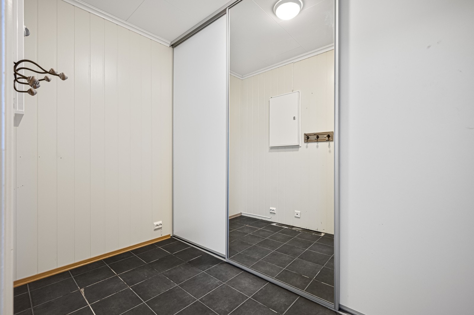 Det er også en bod til oppbevaring. Galleribilde