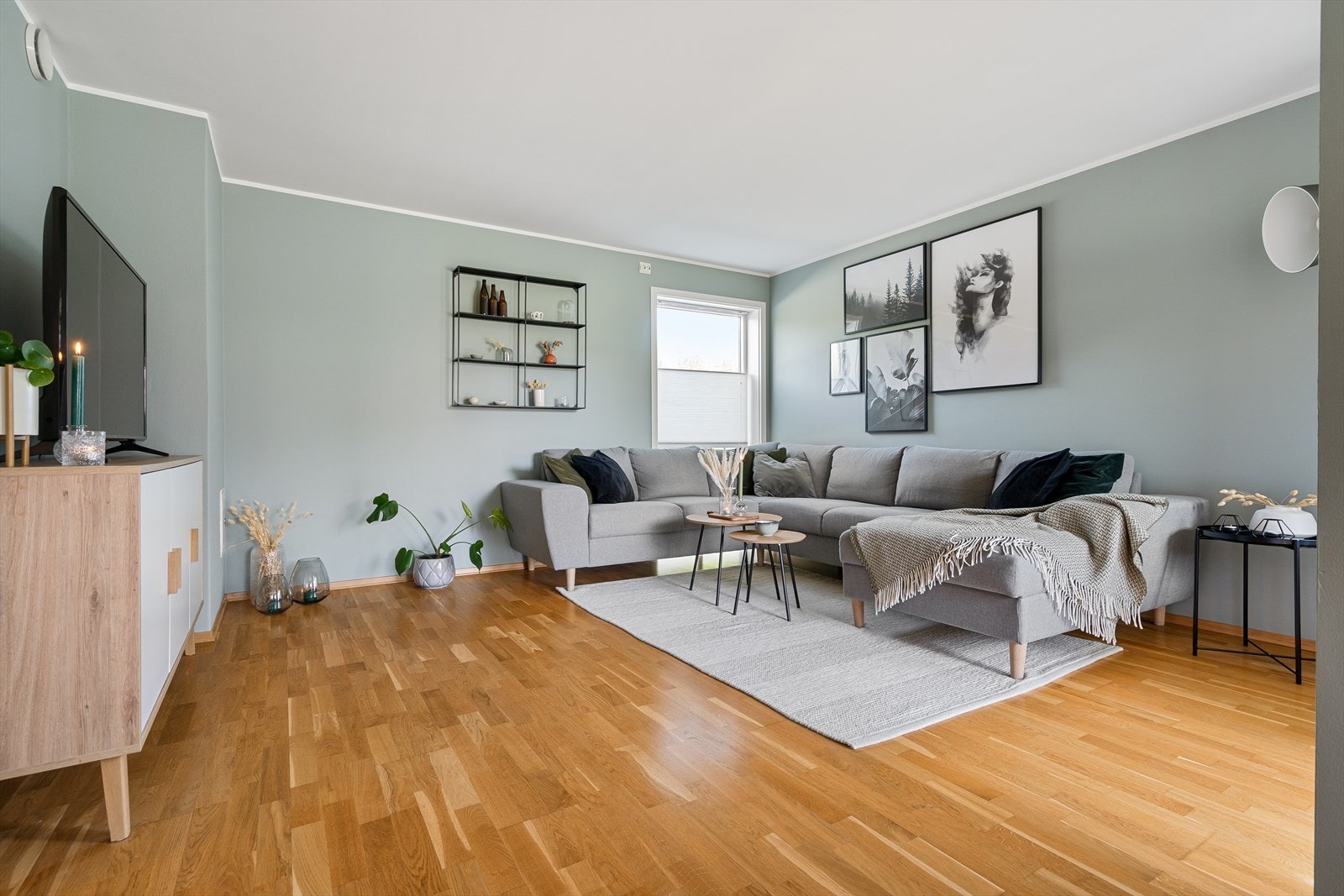 Her får du en praktisk og fin leilighet i et barnevennlig boområde på Brekkåsen Galleribilde