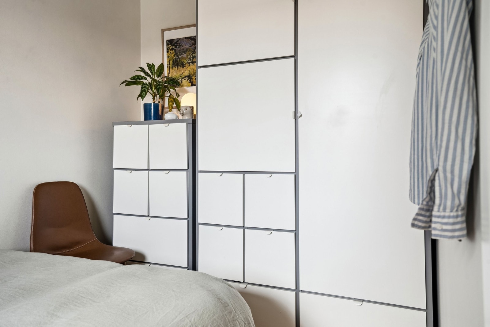 Soverommet vender ut mot rolige omgivelser. Galleribilde