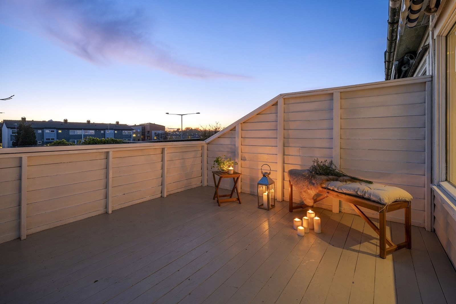 - Rikelig med sol, og en fantastisk plass å nyte solnedgangen - Galleribilde