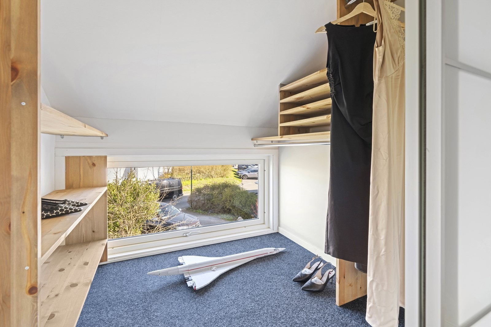 - Rommet kan enkelt omgjøres til kontor eller lekerom om ønskelig - Galleribilde