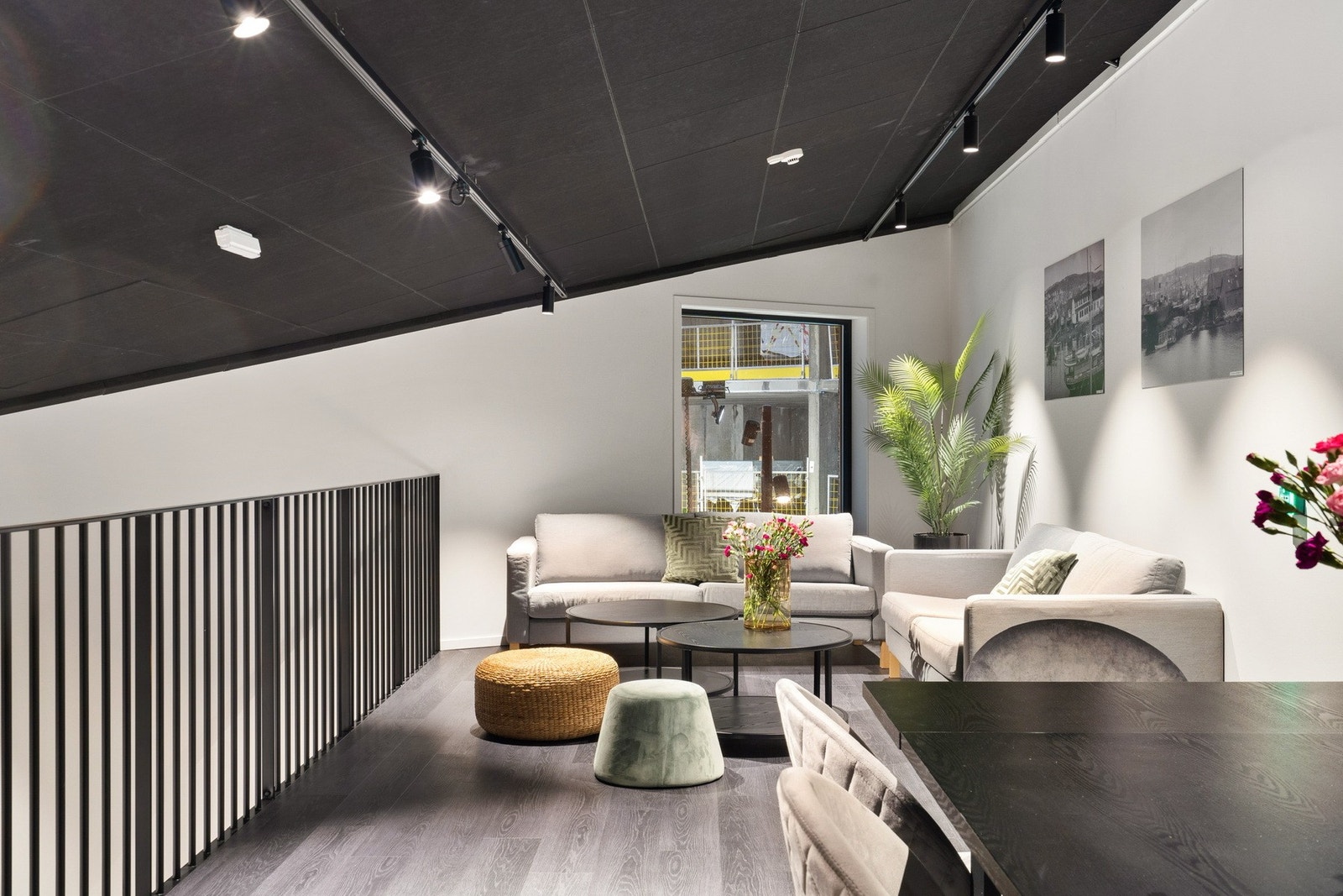 Loungeavdeling i 2. etasjen. Galleribilde