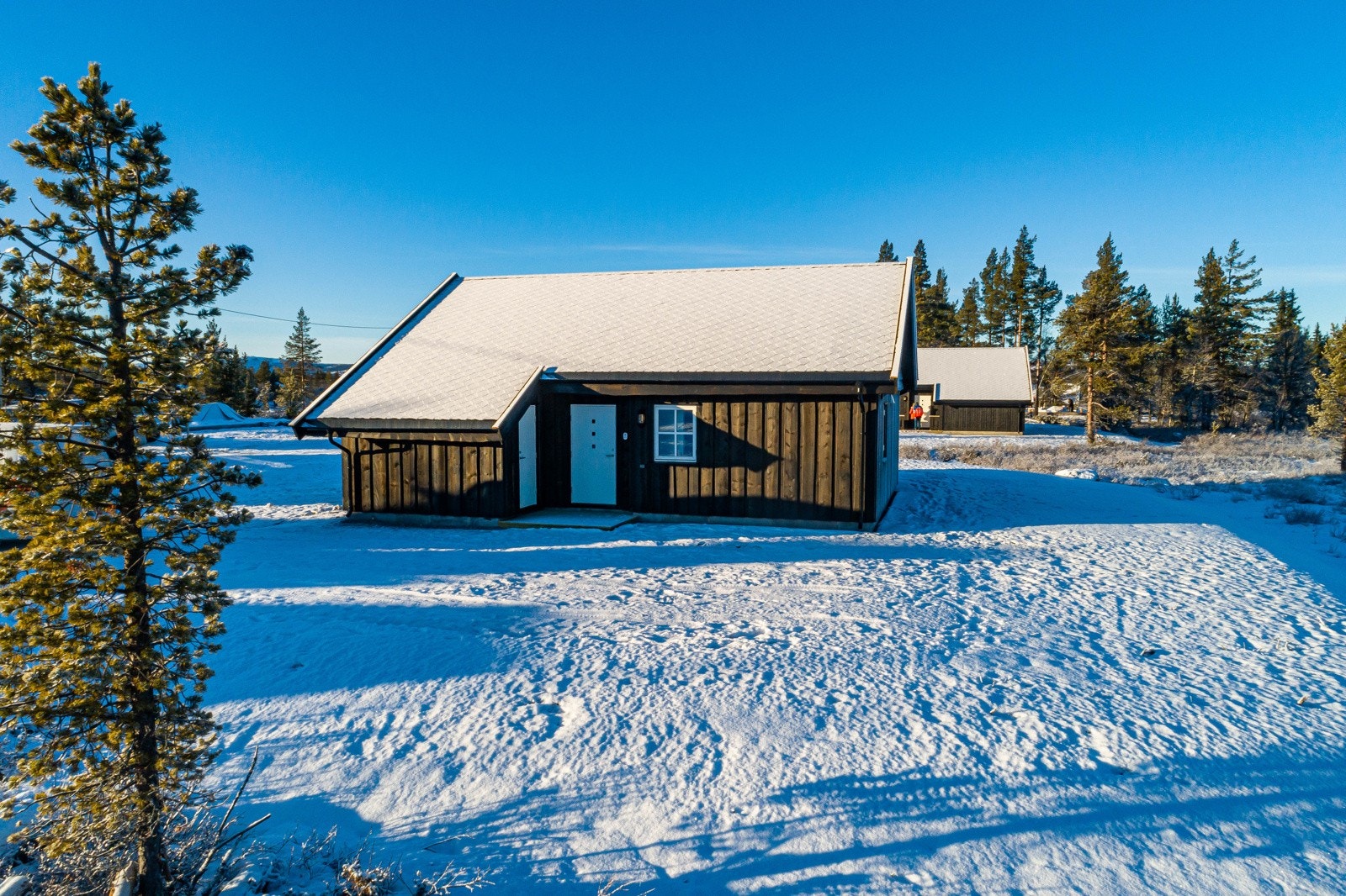Hytta ligger idyllisk til med flott utsikt og nærhet til langrennsløyper. Bildet er ikke av selve hytta. Galleribilde