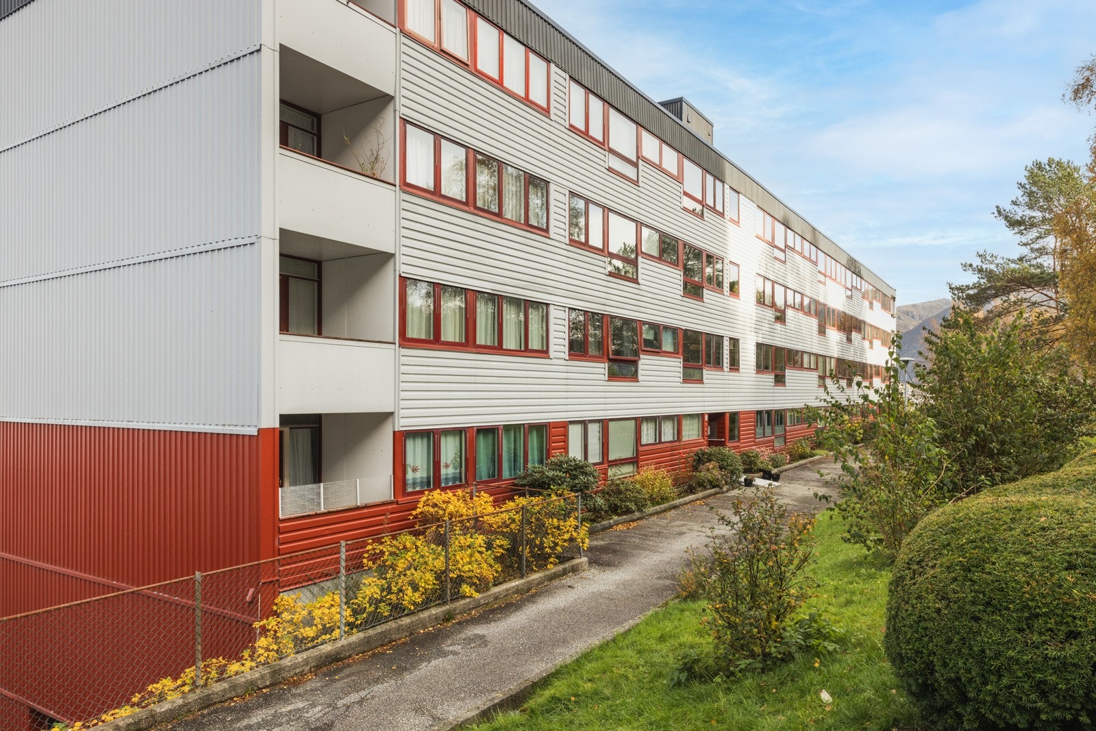 Münsterbekken Borettslag er et frittstående borettslag bestående av 274 leiligheter. Galleribilde