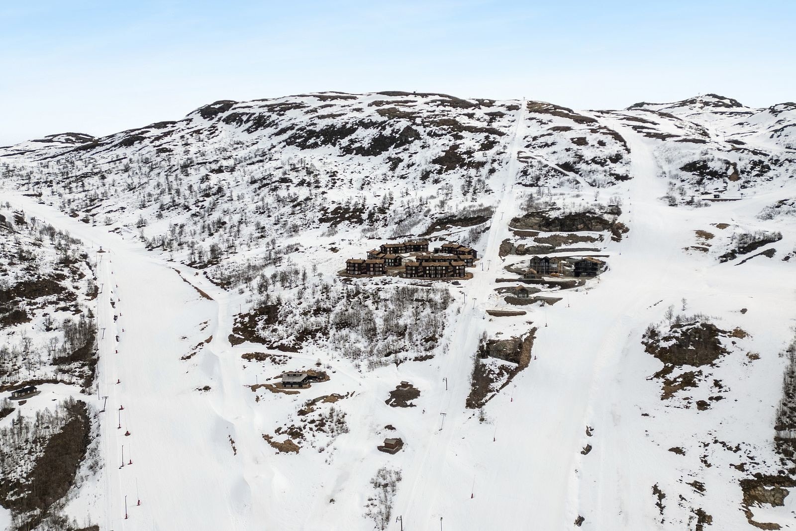 Her får man oppleve flott natur både om sommeren og vinteren. Galleribilde