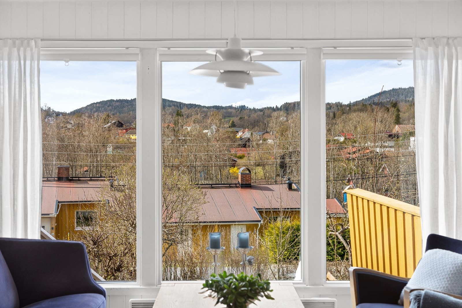 Her er det store vindusflater og fint utsyn. Galleribilde