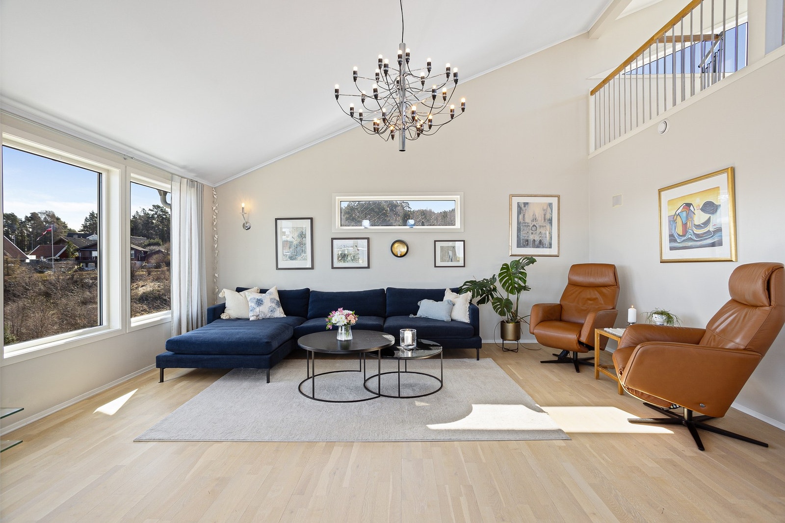 Masse god plass til spise- og sittegrupper. Galleribilde