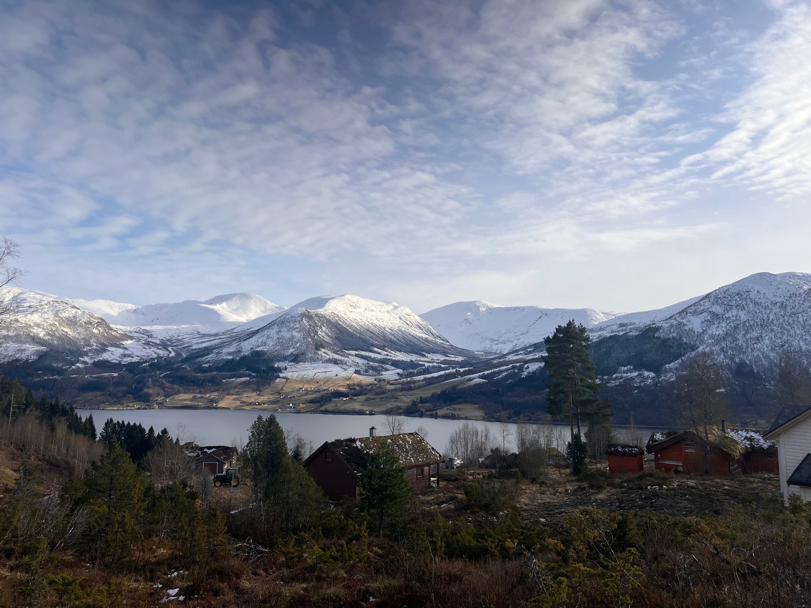 Utsikt mot sør tatt fra tomta Galleribilde
