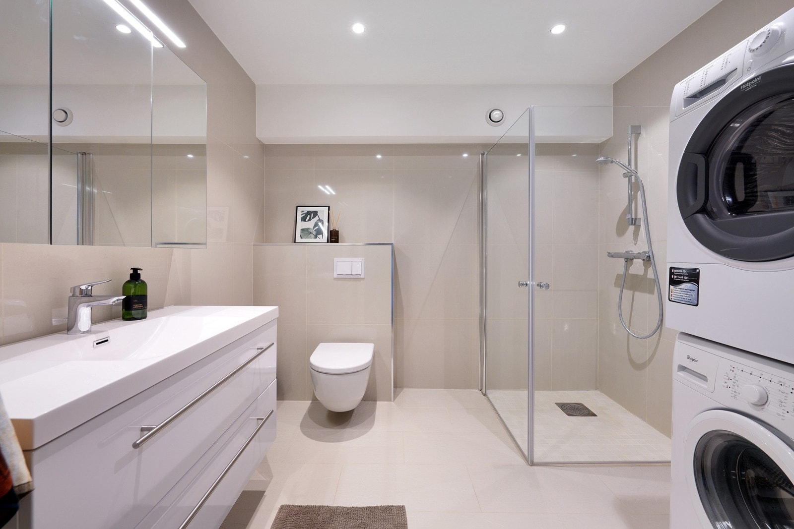 Fint helfliset bad. Galleribilde