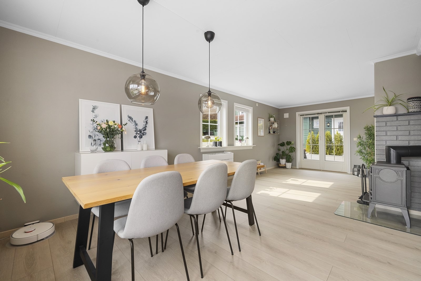 Boligen ble overflate behandlet i 2021 Galleribilde