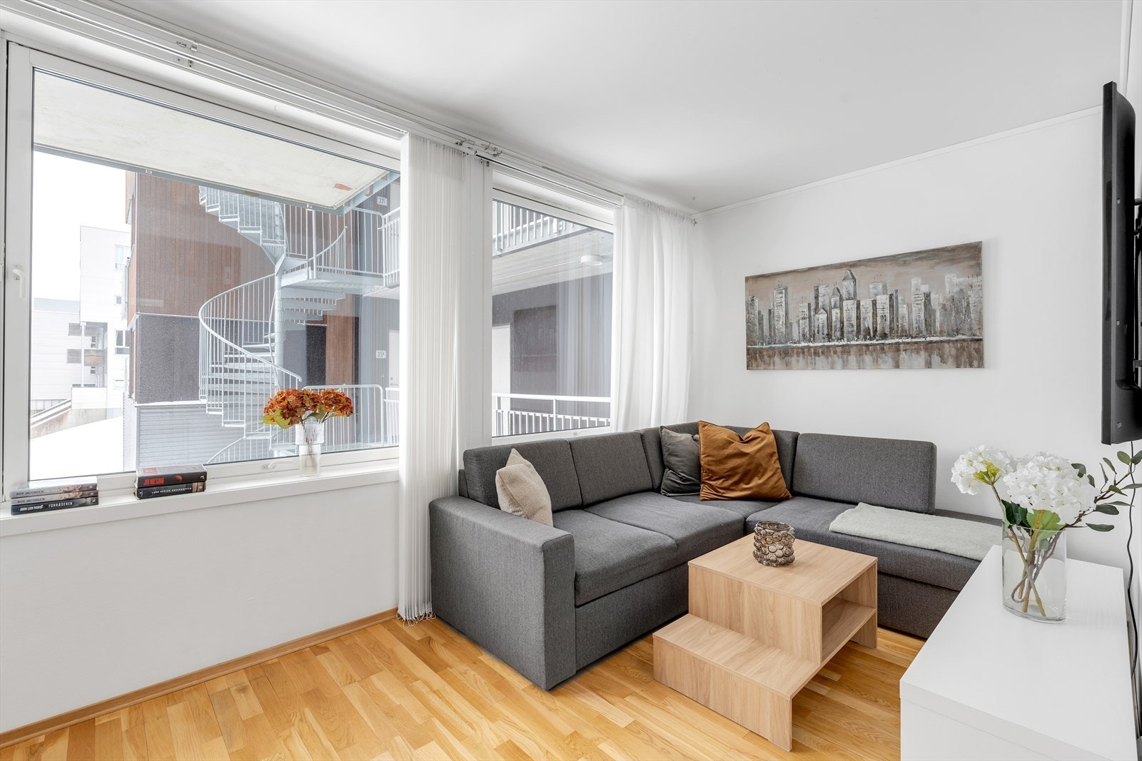 Moderne og arealeffektiv 2-roms med god standard, vannbåren varme, IN-ordning og integrerte hvitevarer! Galleribilde