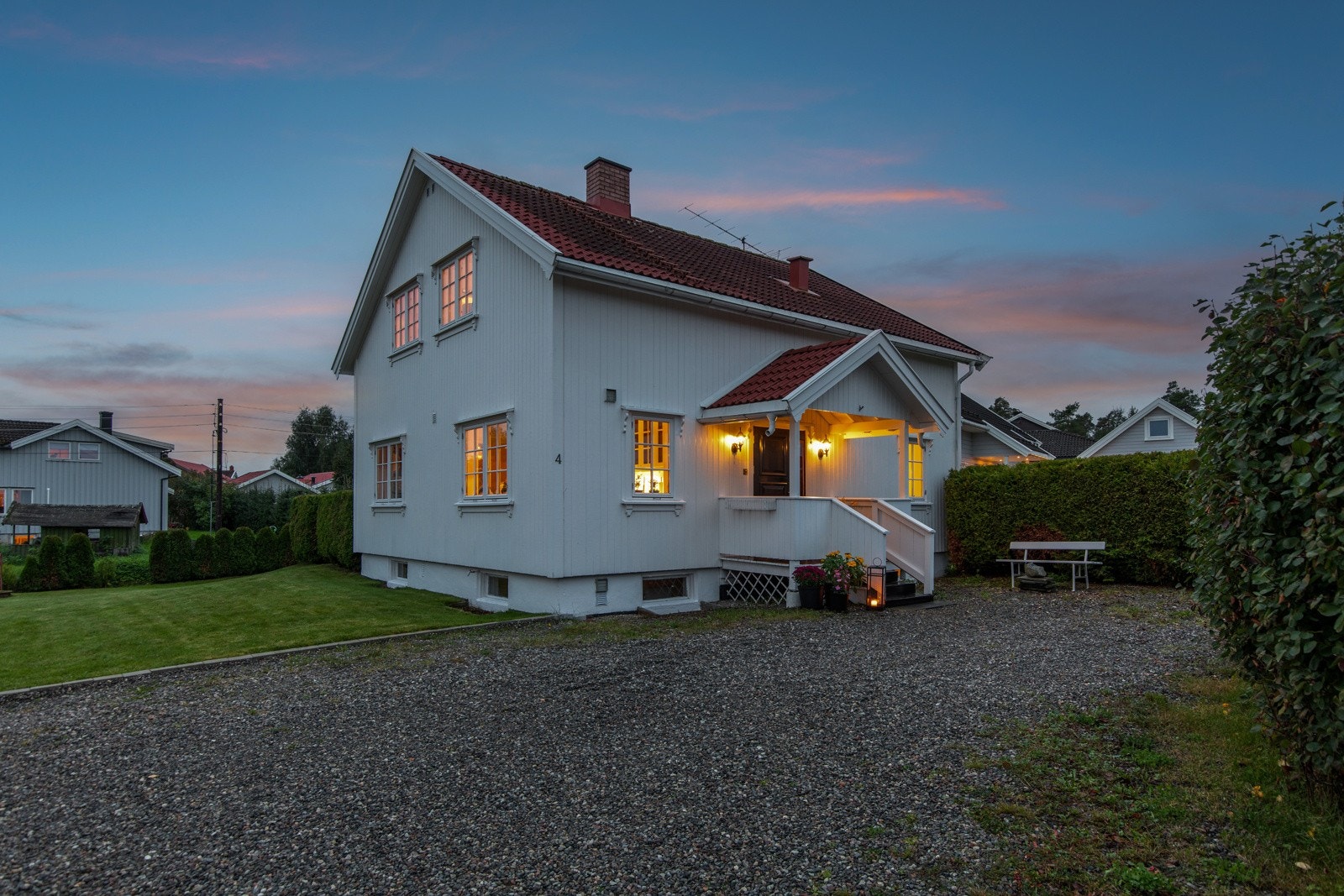Dette er en velholdt enebolig med sjel, i idylliske og landlige omgivelser på Algarheim Galleribilde