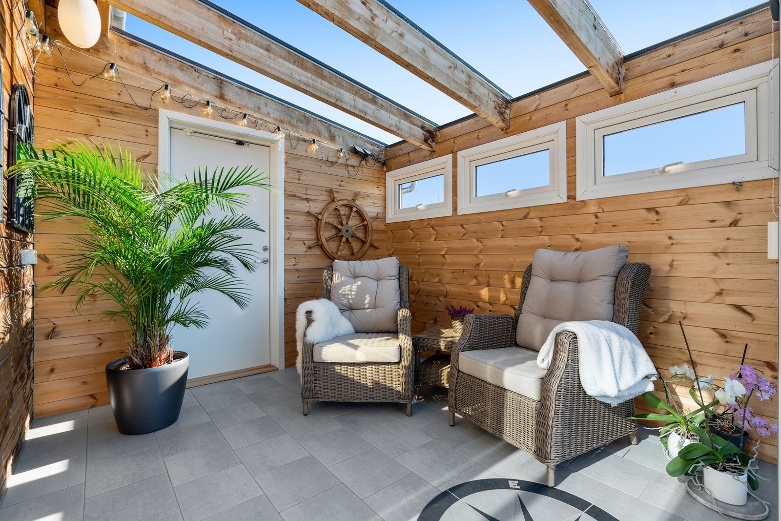 Hagestue på terrasse - ikke søkt om eller godkjent, se punkt "Ferdigattest". Galleribilde