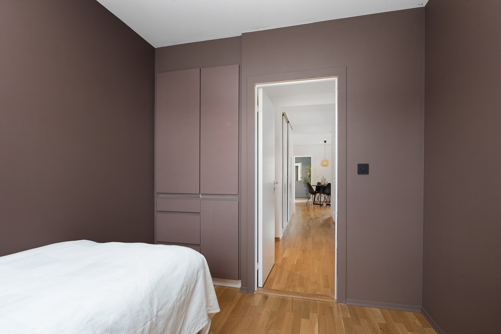 Også her er det etablert garderobe Galleribilde