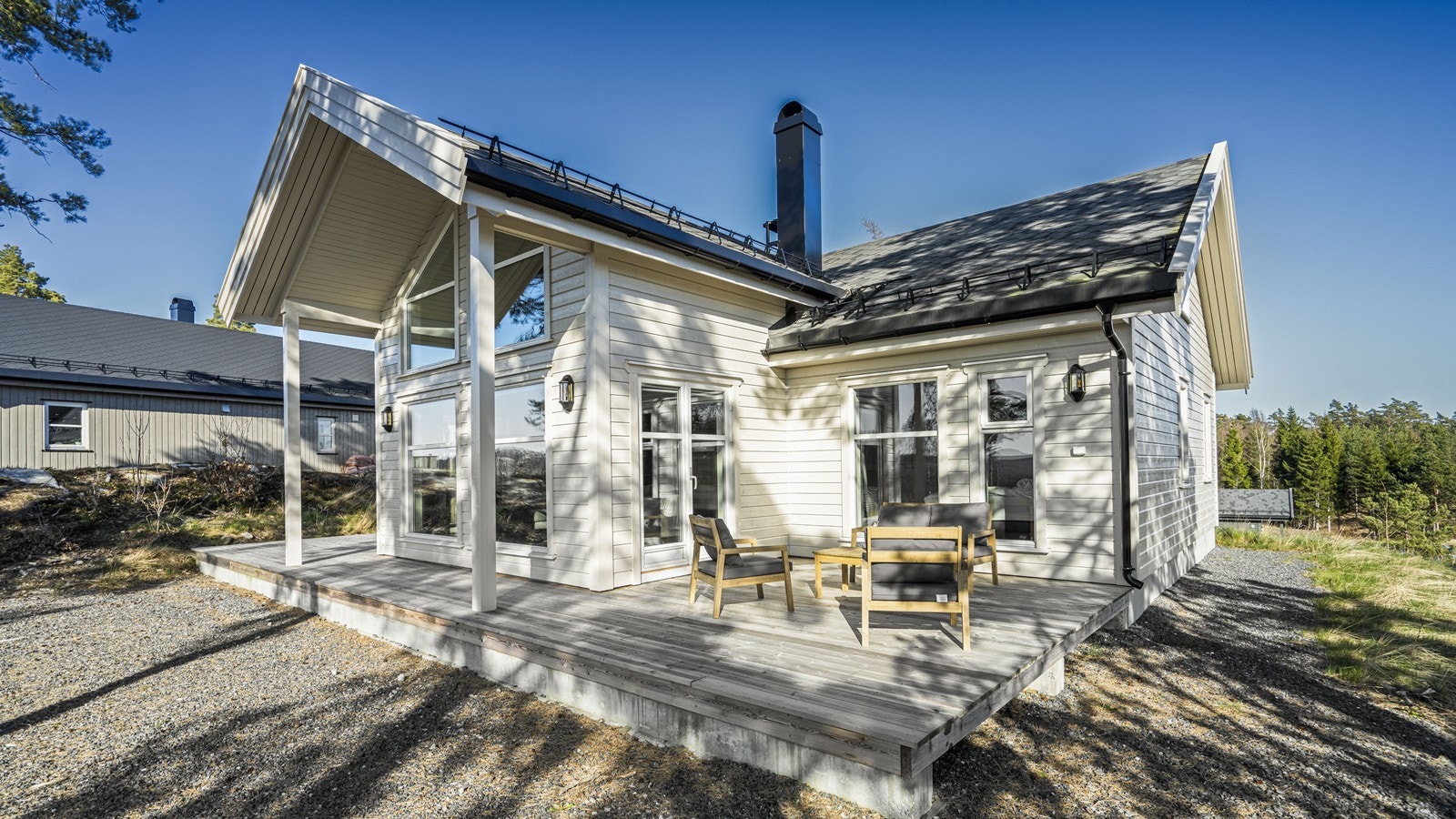 Hytta fremstår omtrent helt ny og er fra 2022 Galleribilde