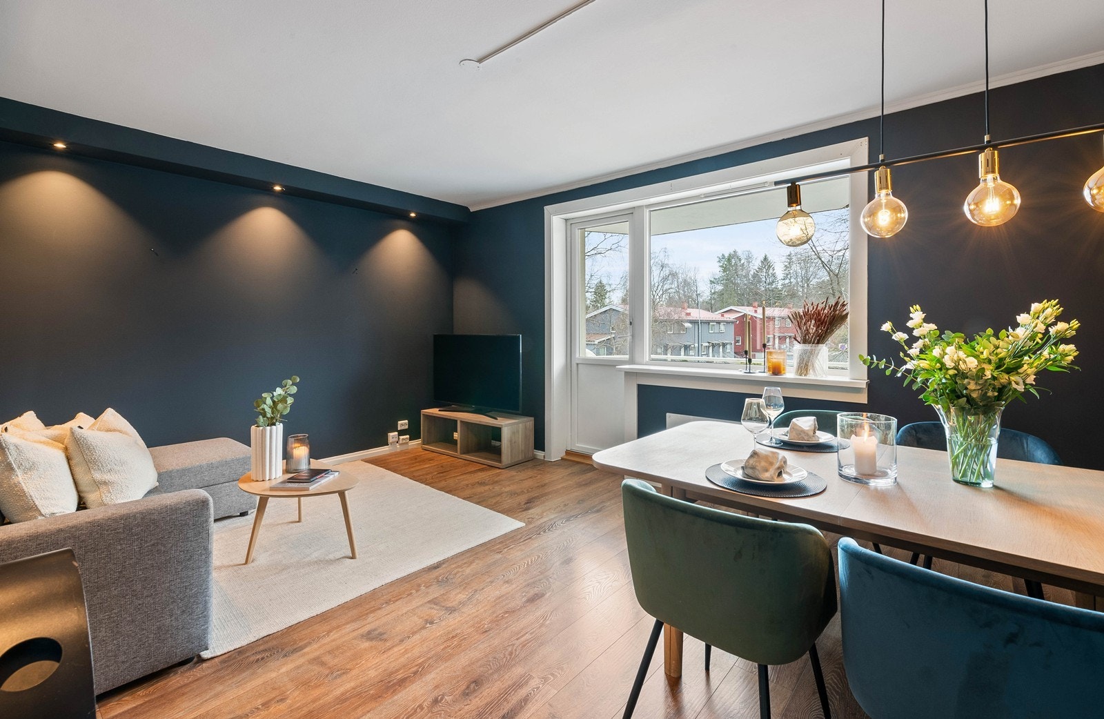 Nordvik Nordstrand ved Hanne Eika Klempe har gleden av å presentere en flott 2-roms hjørneleilighet Galleribilde