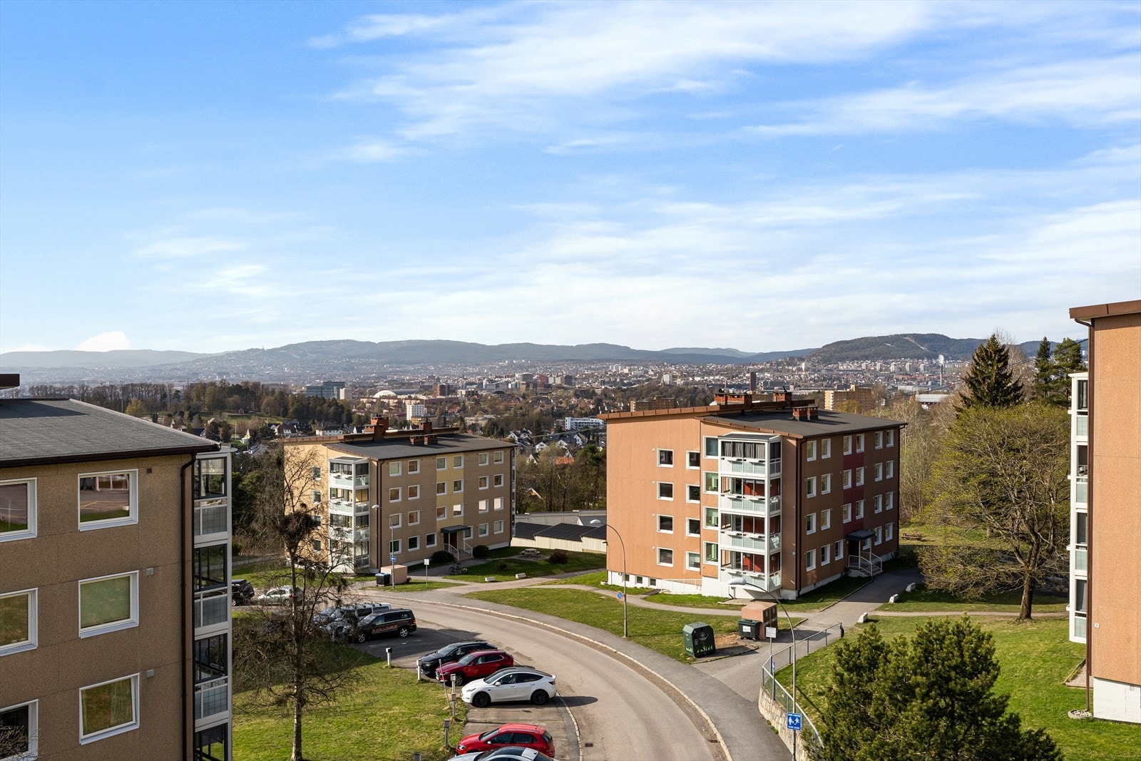 Langstrakt utsikt fra leiligheten. Galleribilde