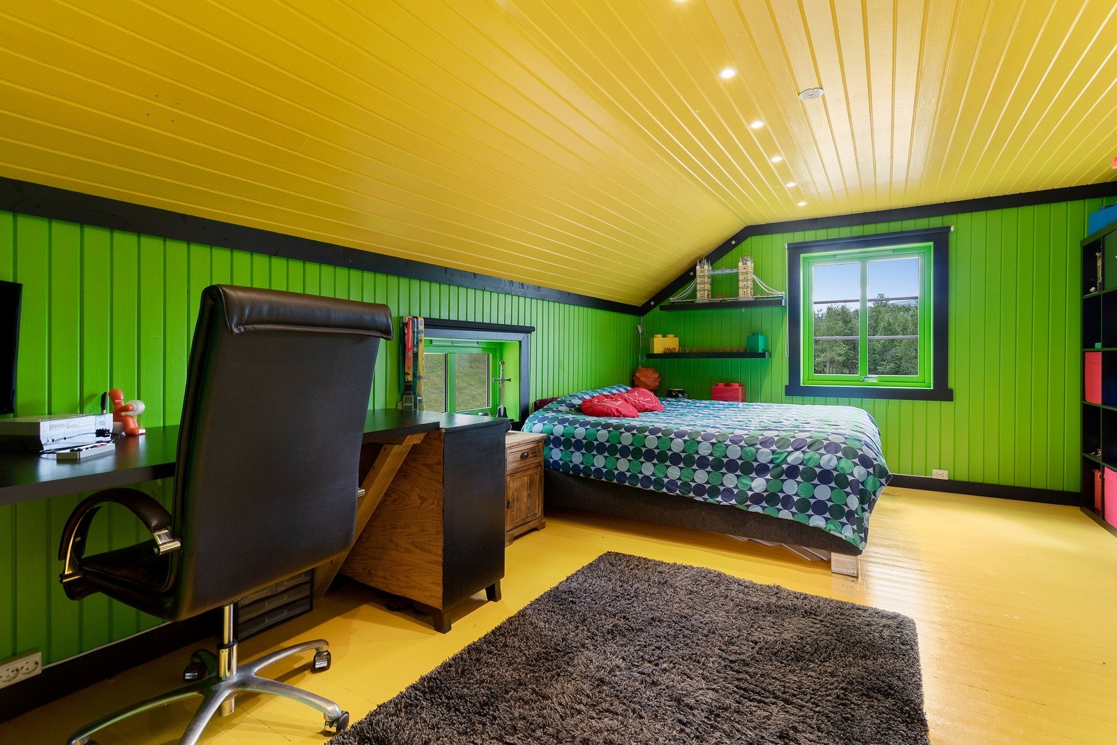 Stue/soverom oppe. Galleribilde