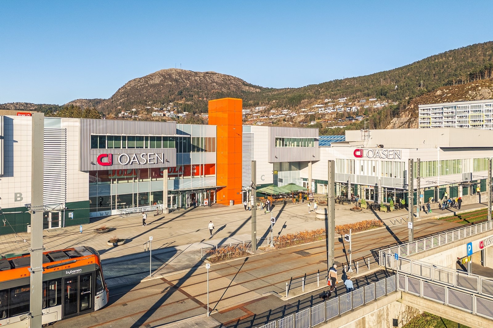 Gangavstand til Oasen Senter og Bybanen. Galleribilde