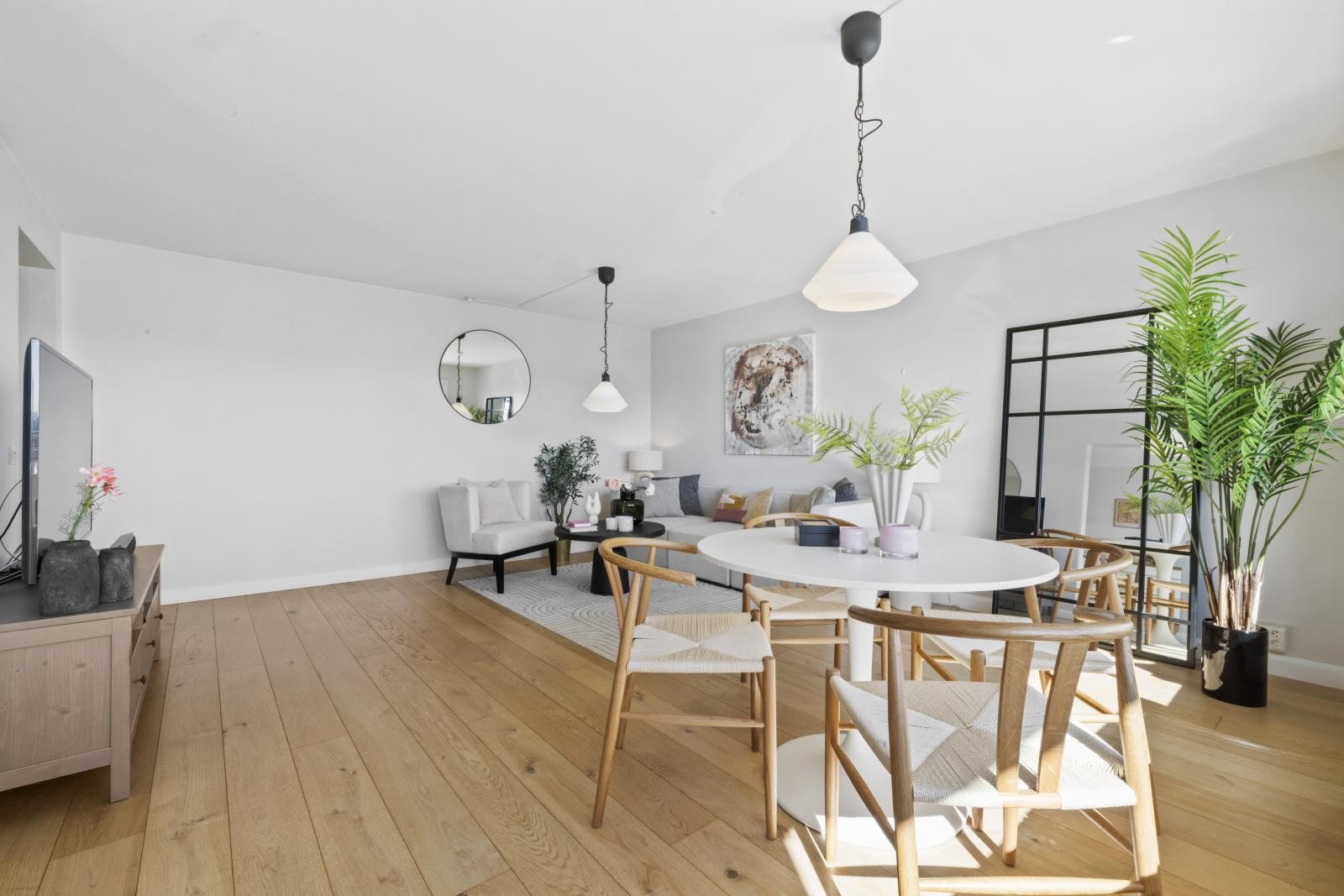 God plass til større sofakrok Galleribilde