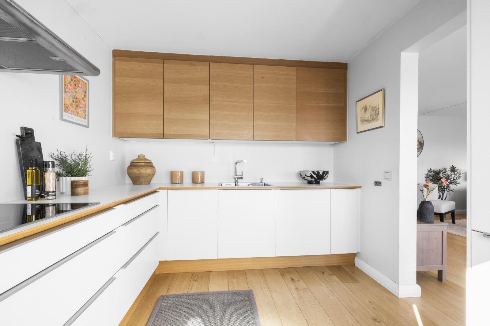 Kjøkkenet er av god størrelse Galleribilde