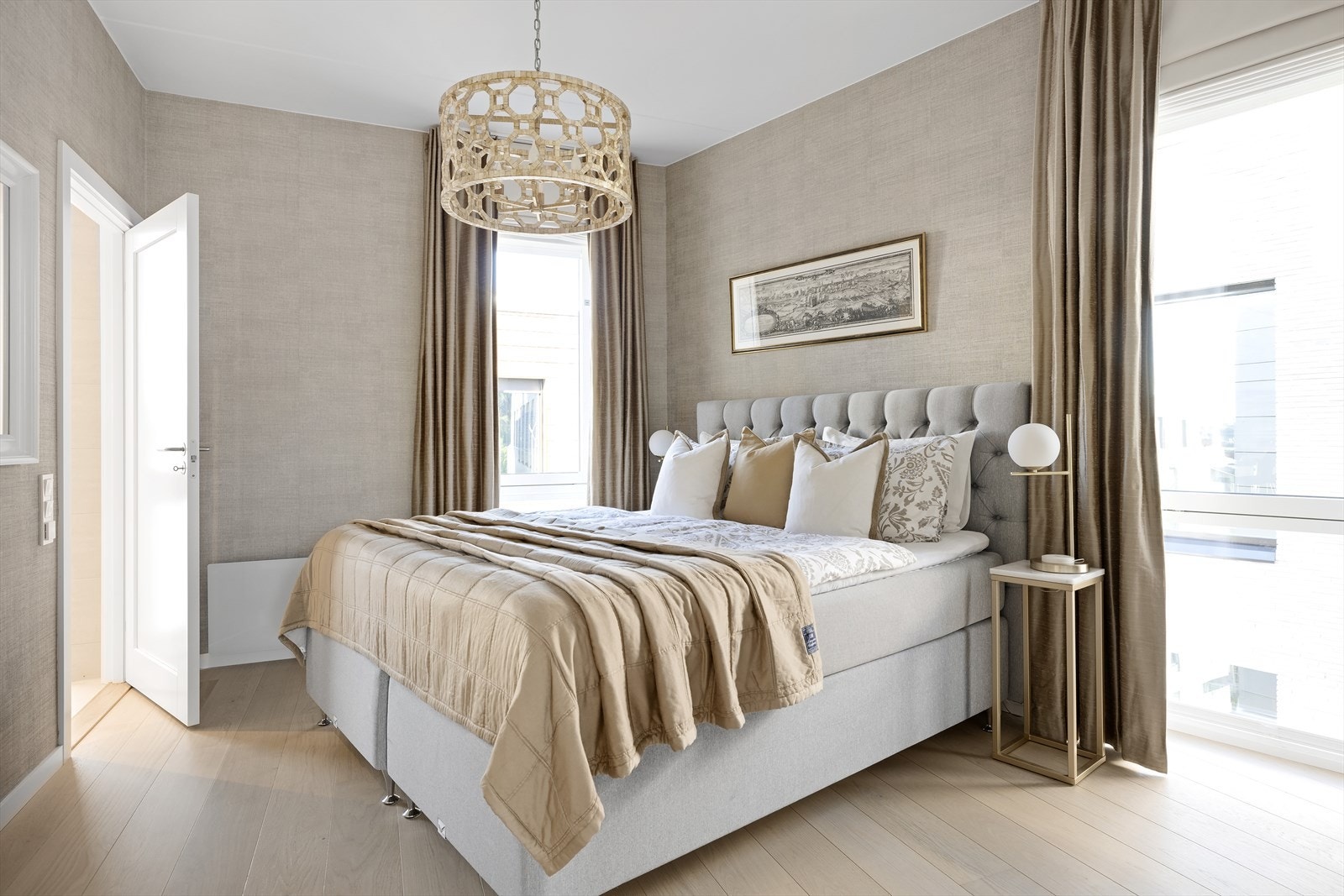 Romslig hovedsoveom som gir suitefølelsen! Galleribilde