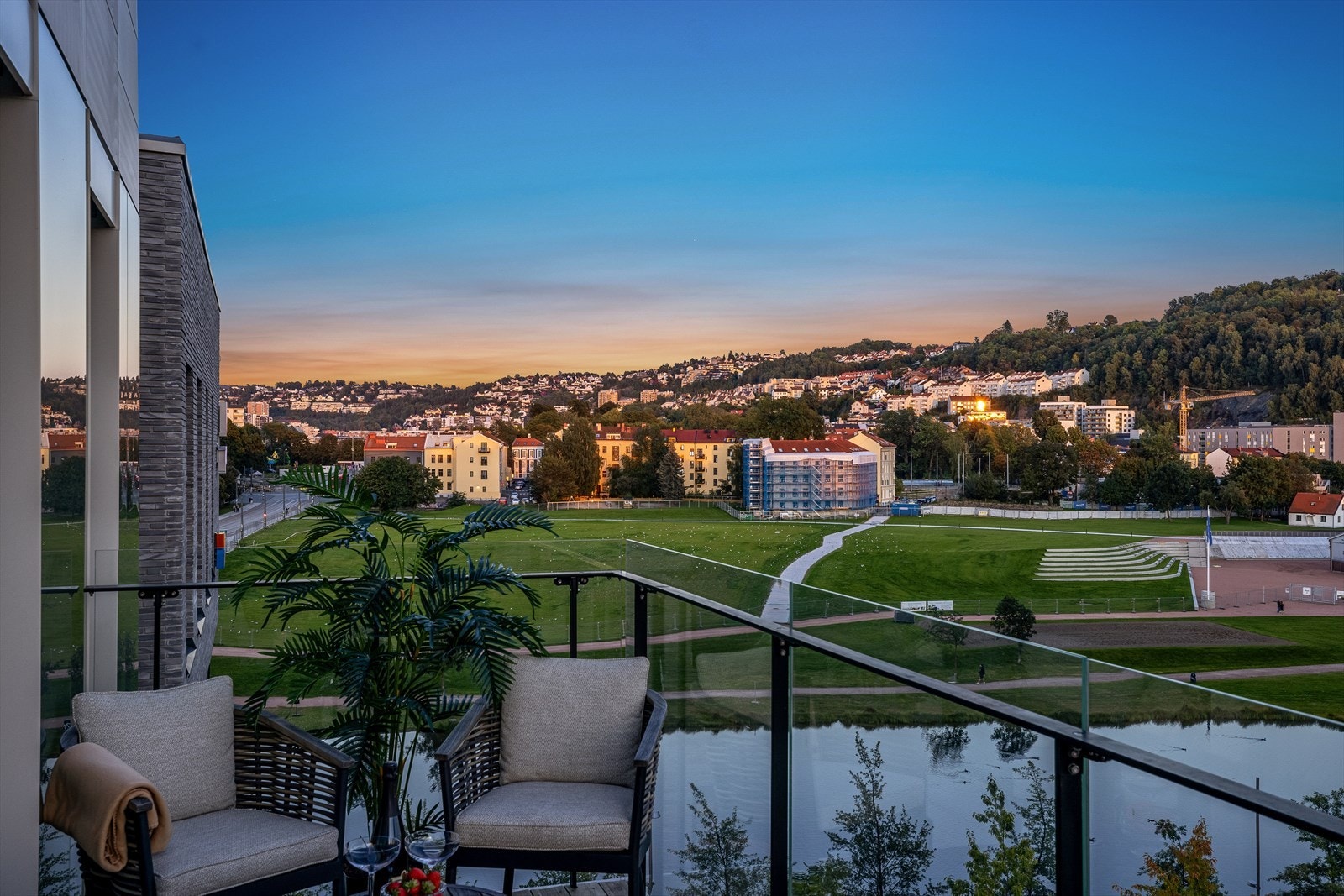 En så frodig utsikt er av de sjeldne i Bjørvika Galleribilde