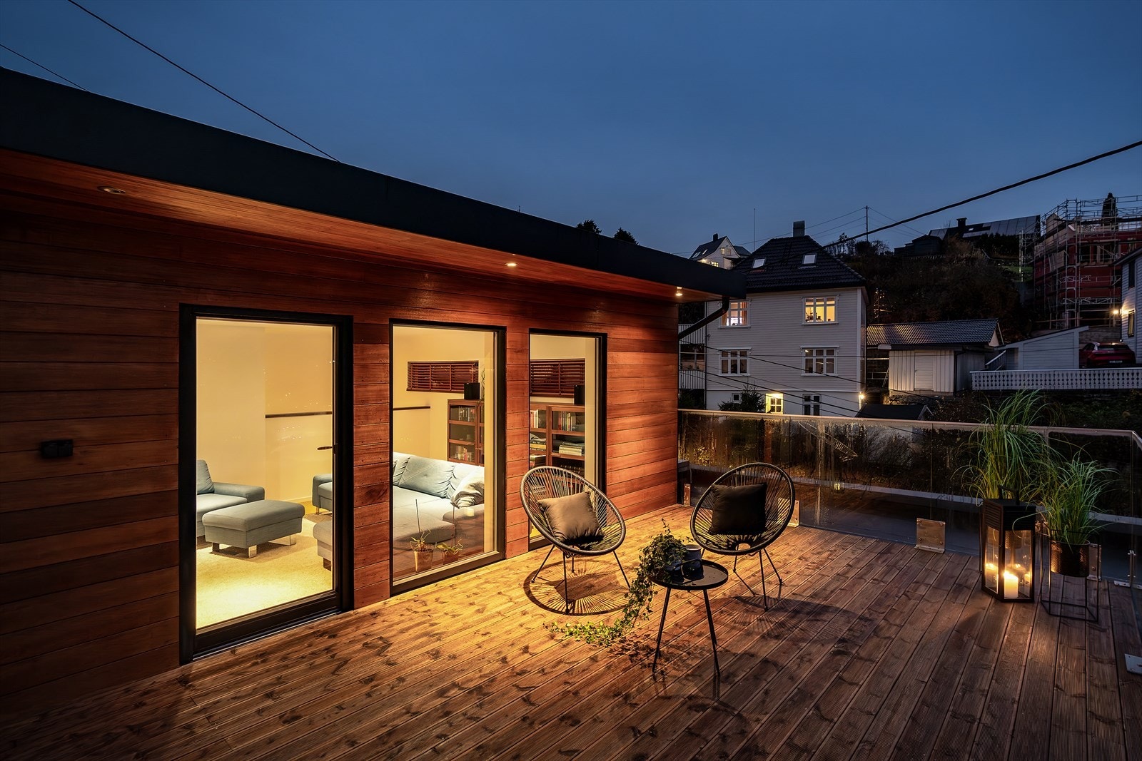 - Romslig terrasse med gode solforhold - Galleribilde