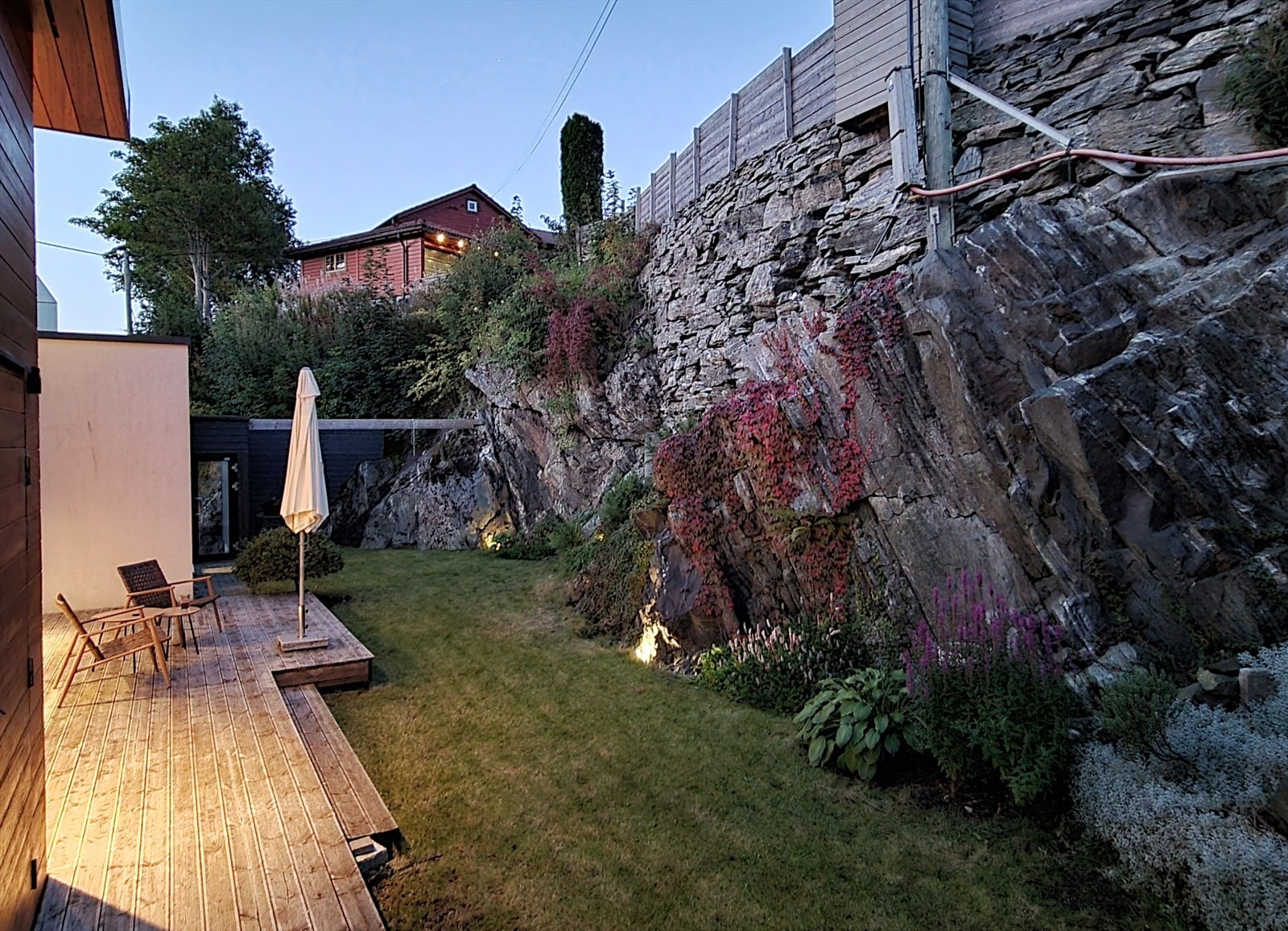 - Koselig hage - Galleribilde